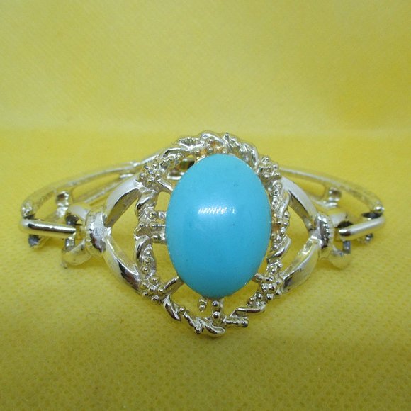 Vintage Faux Turquoise Gold Metal Bracelet Ornate Large Oval Lucite Cabochon - Picture 11 of 15